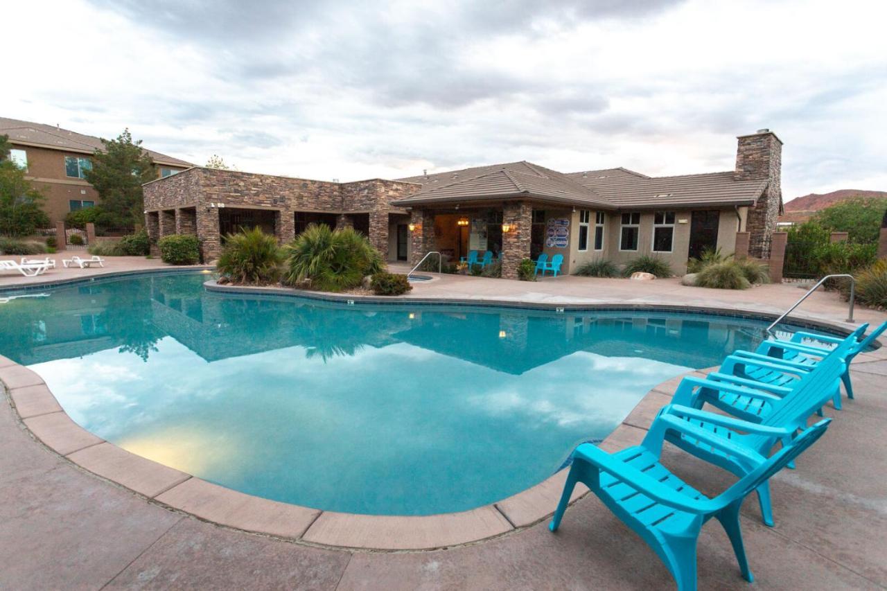 D5-Coral Springs Poolside-Ground Floor 3-Bedroom Hillside View Hurricane Værelse billede