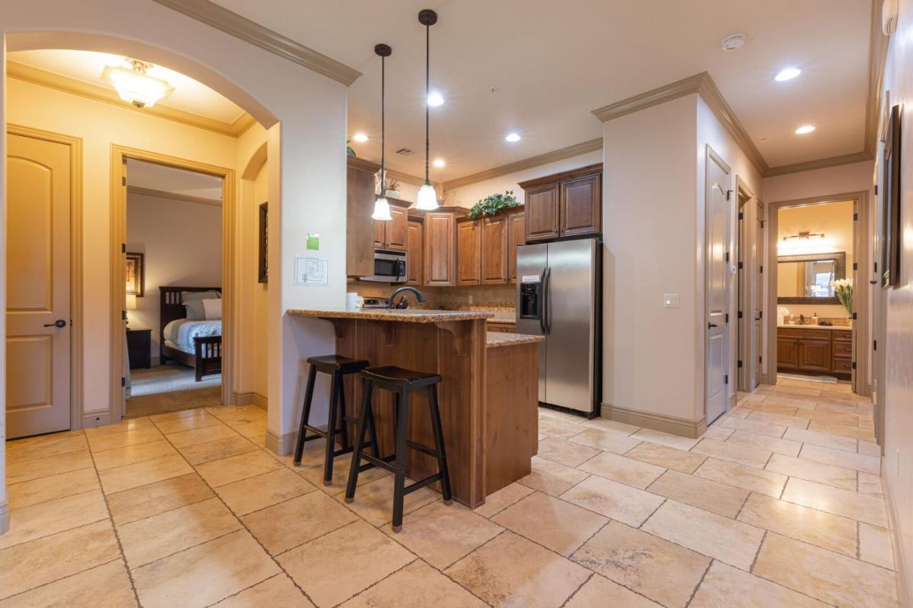 D5-Coral Springs Poolside-Ground Floor 3-Bedroom Hillside View Hurricane Værelse billede