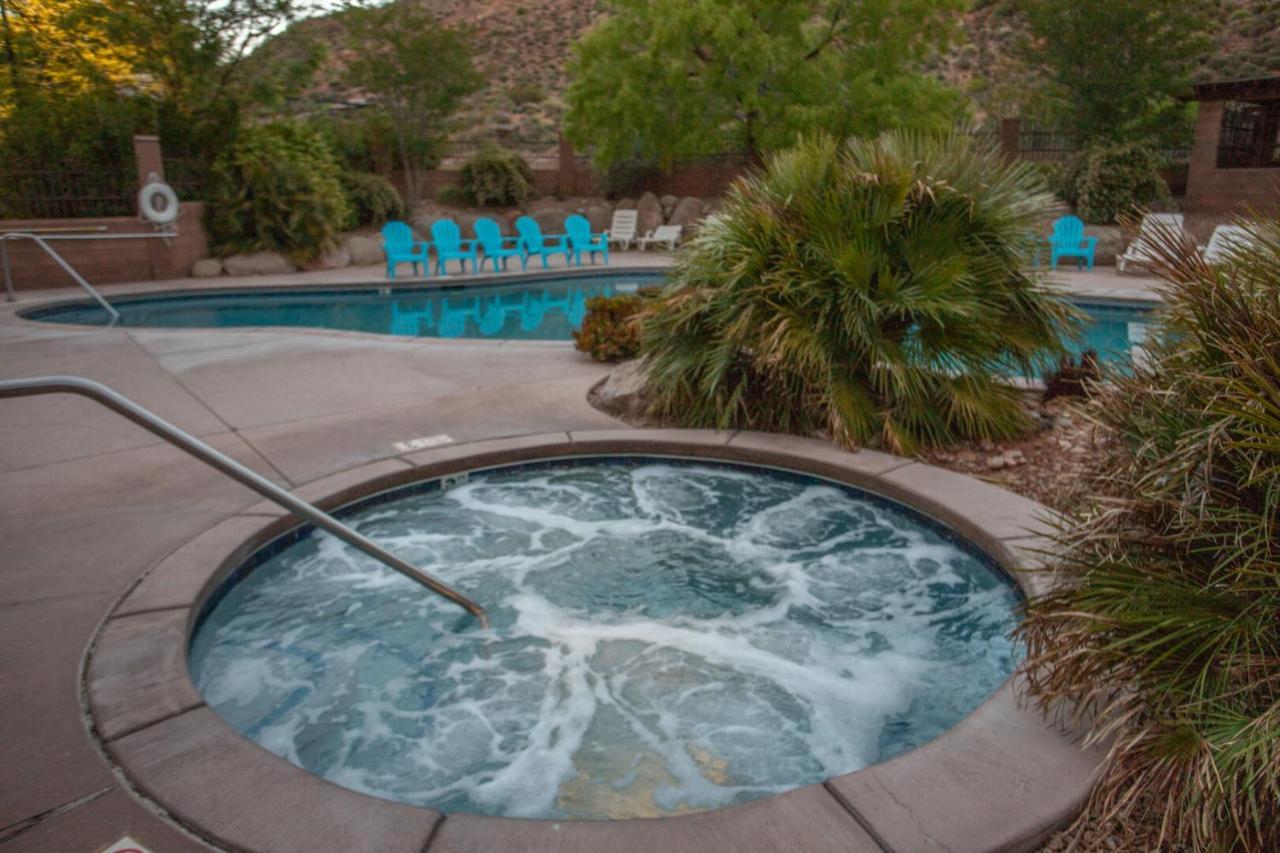 D5-Coral Springs Poolside-Ground Floor 3-Bedroom Hillside View Hurricane Værelse billede